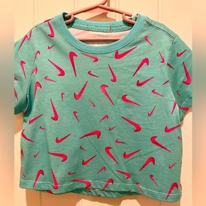 Girl’s The Nike Cropped Tee